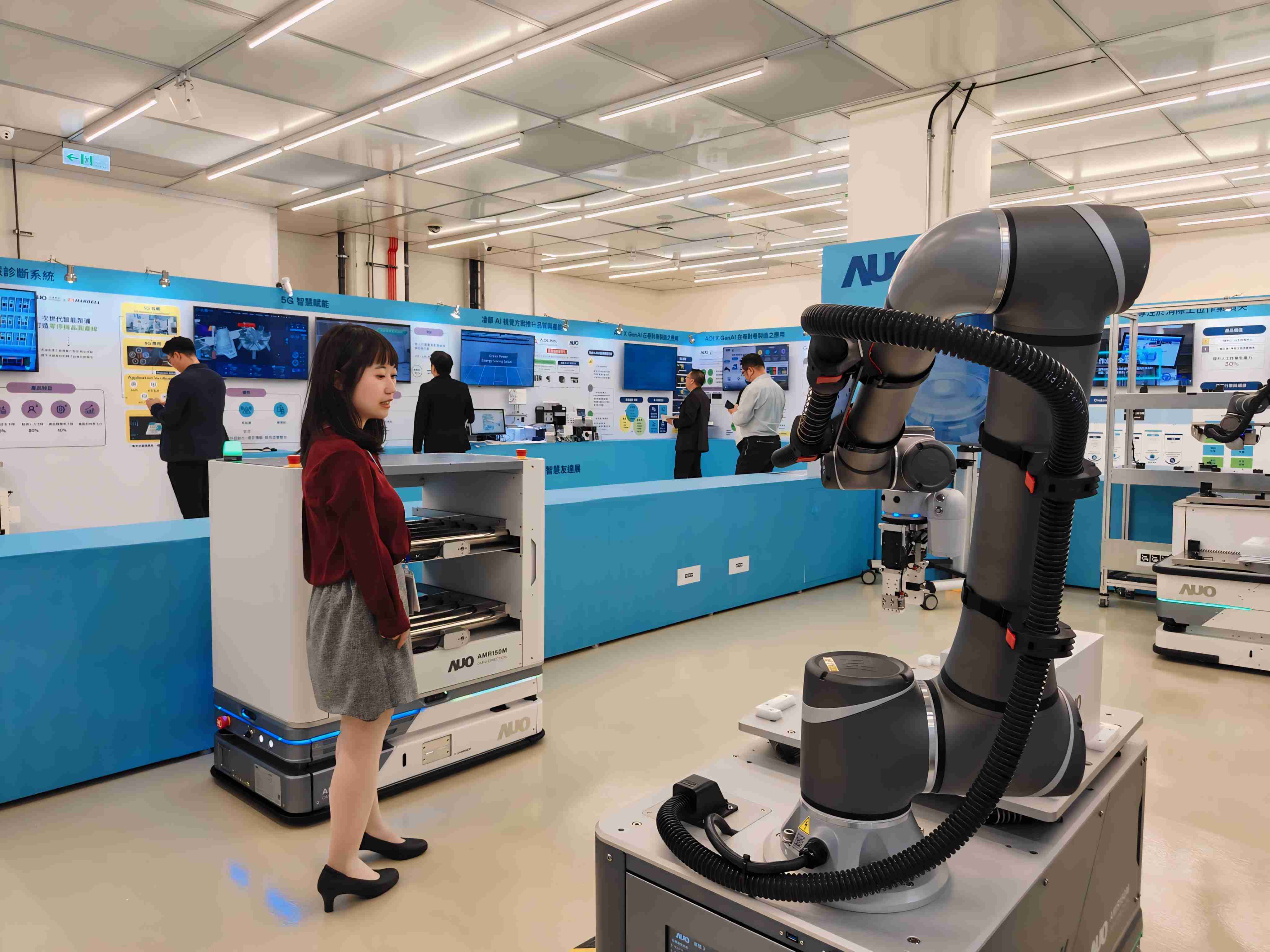 2024智能william威廉中文官网展邀集生态圈伙伴共同参展，，，从数字应用、、、、净零减碳到能源发展，，，，创造全方位永续商机，，，，携手生态圈伙伴迈向永续未来