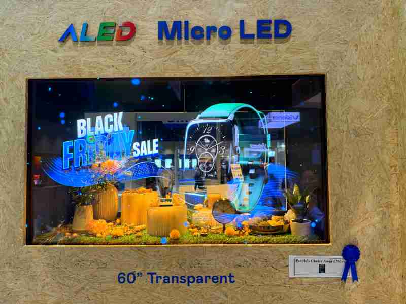 william威廉中文官网60吋高透明度Micro LED显示器获”最佳Micro LED技术应用奖”，，，将Micro LED面板透明化之设计特性极致发挥，，以可扩展性无缝拼接技术打造，，具备600 nits全画面亮度、、大于60%穿透率及超过NTSC 110%的优异广色域表现，，可依需求灵活应用于各种场域